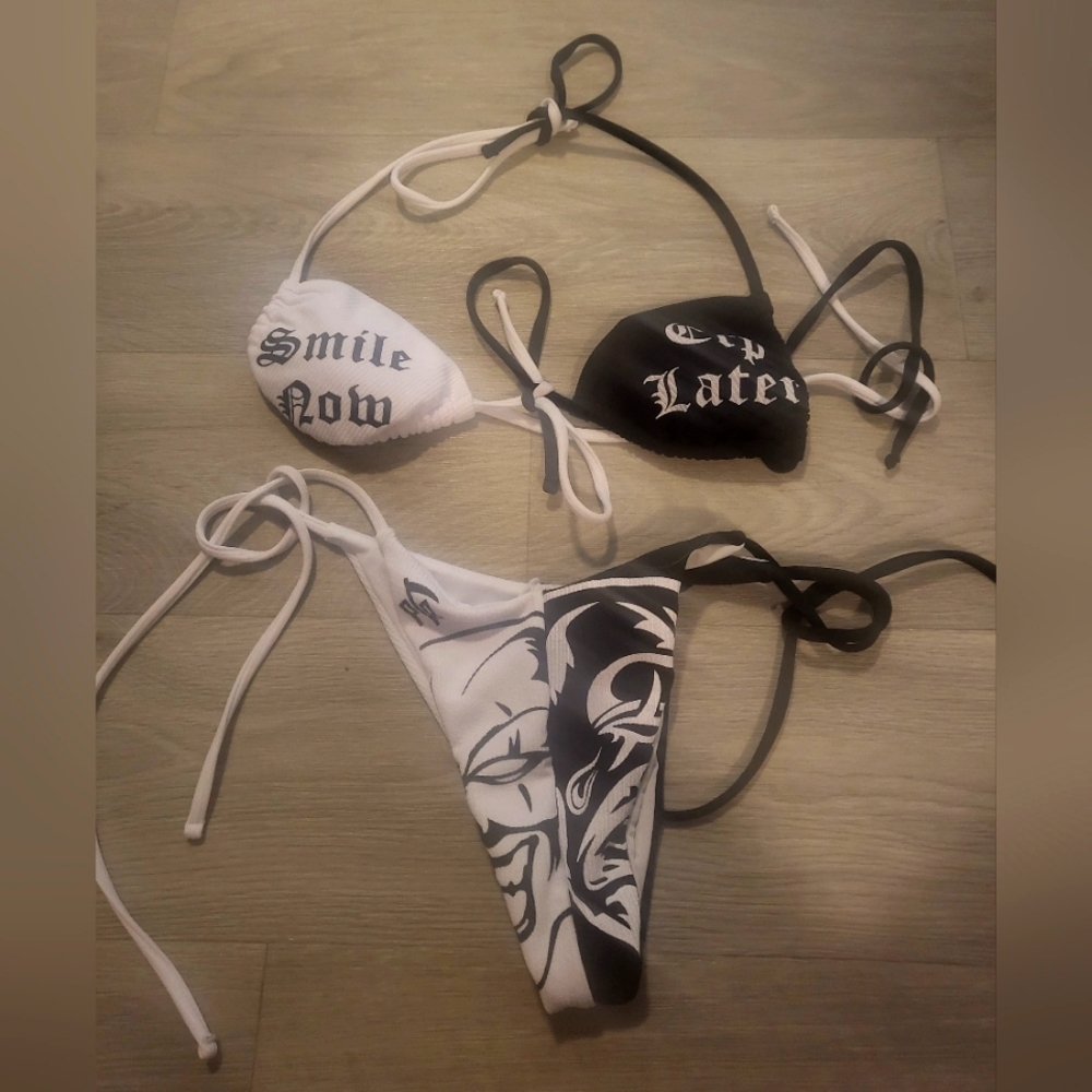 Smile now cry later bathing suit,M, black and white - Picture 4 of 11
